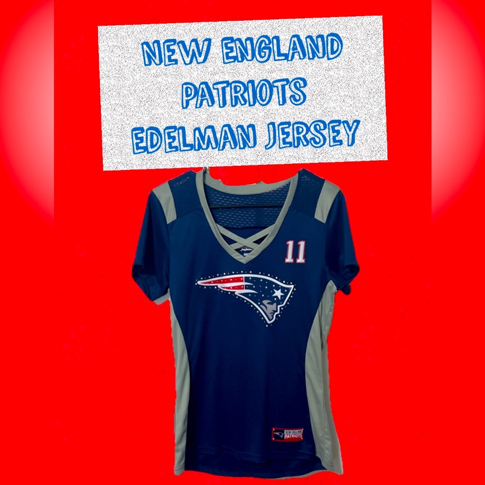 New England Patriots Edelman jersey
Diamond outline on logo NFL